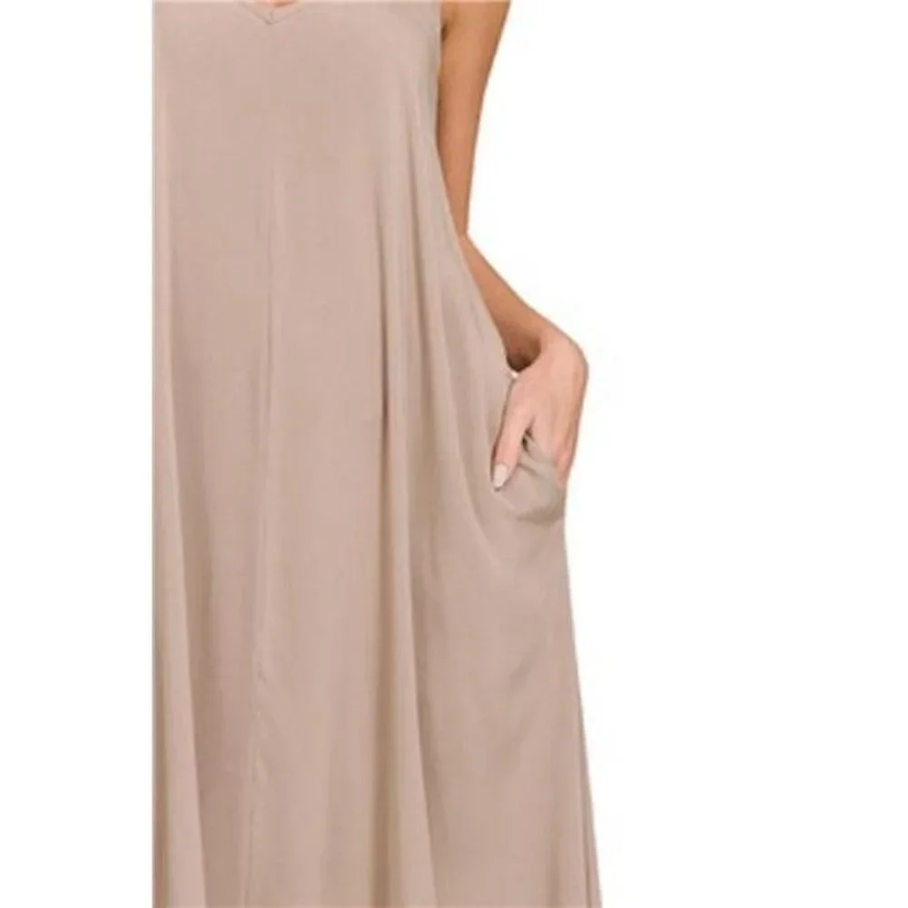 Zenana‎ Woven Arc Hem Cami Dress With Flowy Pockets
